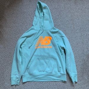 Mint green and orange new balance sweatshirt💚🧡